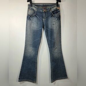 VINTAGE Y2K MAKAVELI TUPAC EMBROIDERED FLARE JEANS.